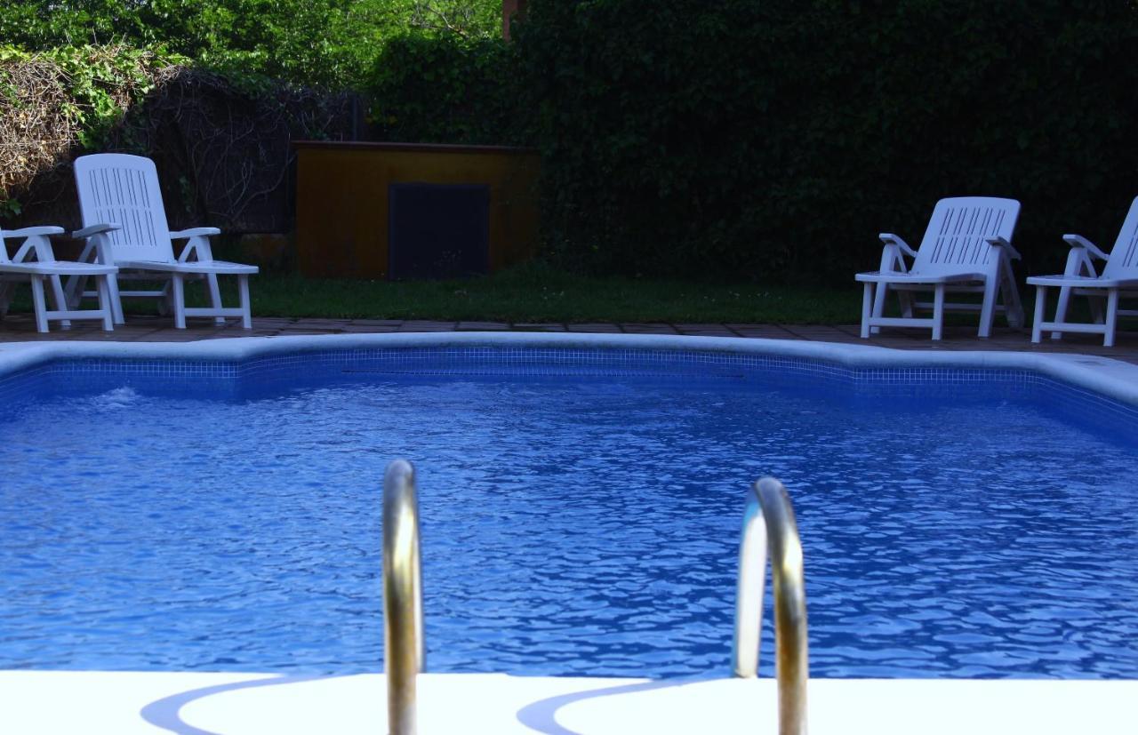 Aparthotel Marsol Castelldefels Esterno foto